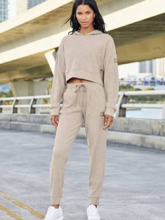 ALO Yoga Tops - Alo Yoga - Muse Set ( Hoodie + Jogger ) in Gravel Heather - size S/XS